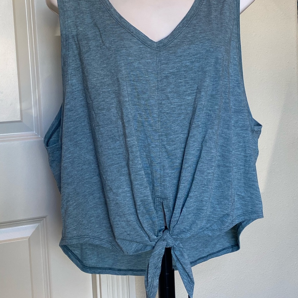 Lululemon Tie Front Twist Tank Top size  12